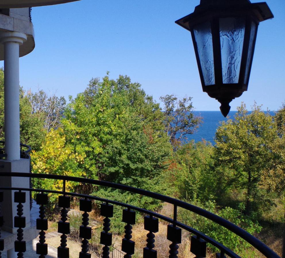 Beautiful 1St-Line Seaview Private Appartement In The Cliff Resort Obzor Exteriör bild