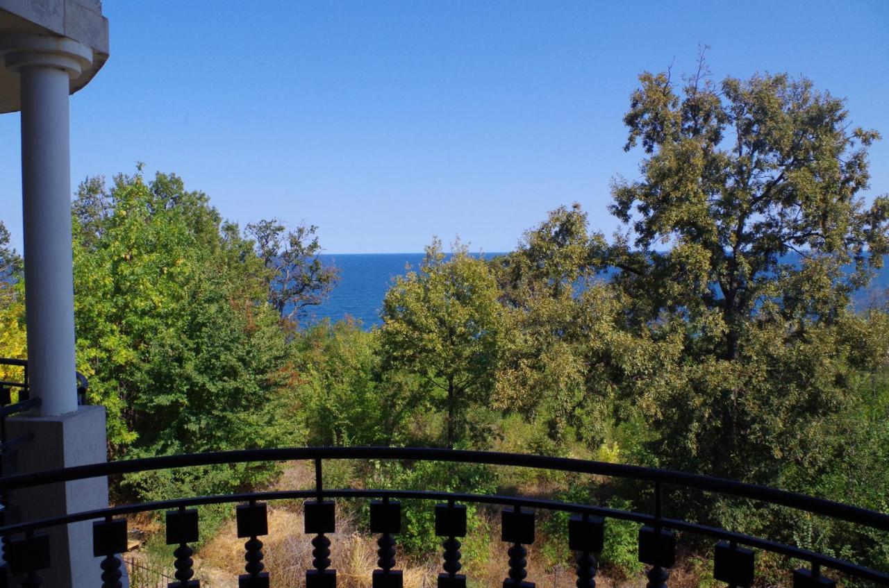 Beautiful 1St-Line Seaview Private Appartement In The Cliff Resort Obzor Exteriör bild