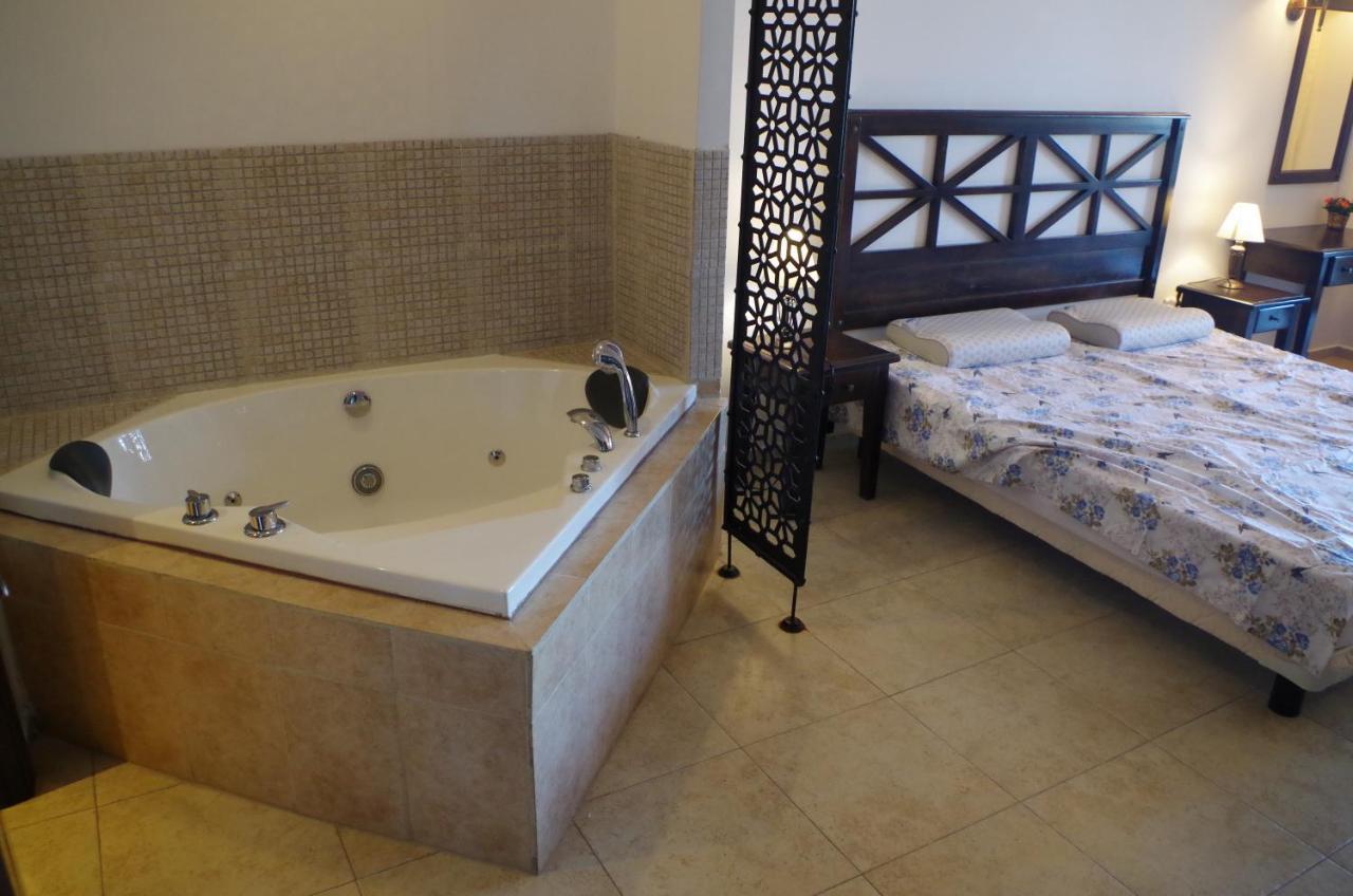 Beautiful 1St-Line Seaview Private Appartement In The Cliff Resort Obzor Exteriör bild